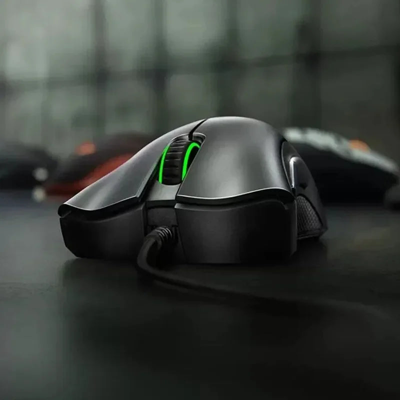 Mouse Gamer Razer USB con Sensor Óptico 6400 DPI